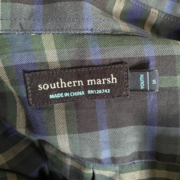 Southern Marsh Performance Button Down Shirt, youth size Small - Picture 3 of 3